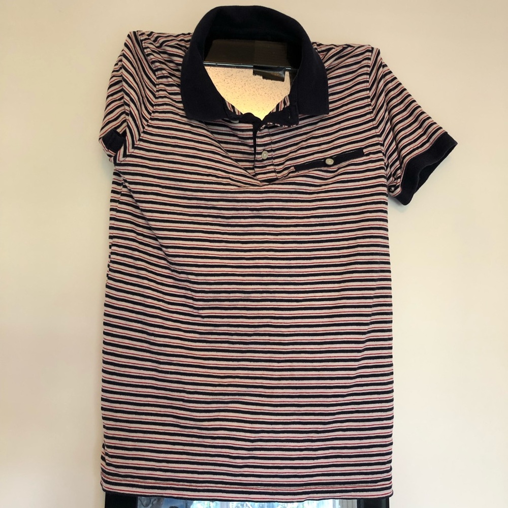 Soft simple short sleeve.